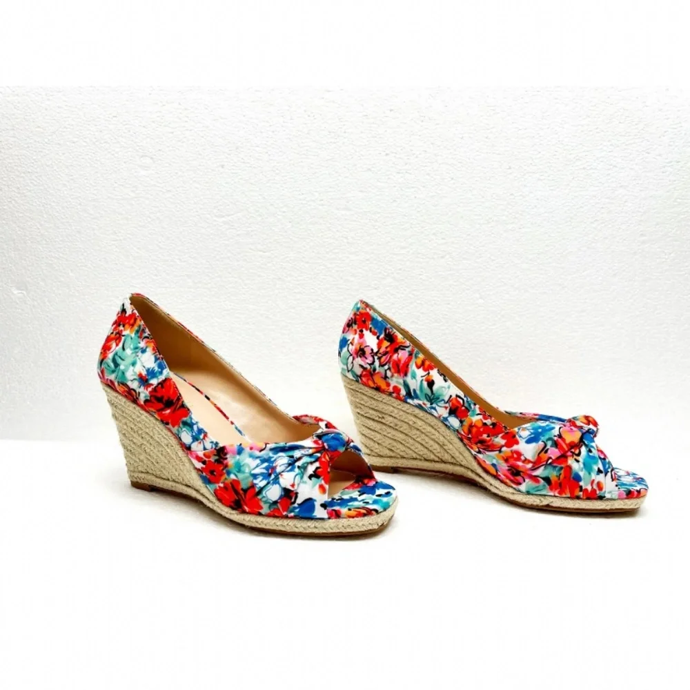 Katie‎ and Kelly floral espadrilles. NWOT